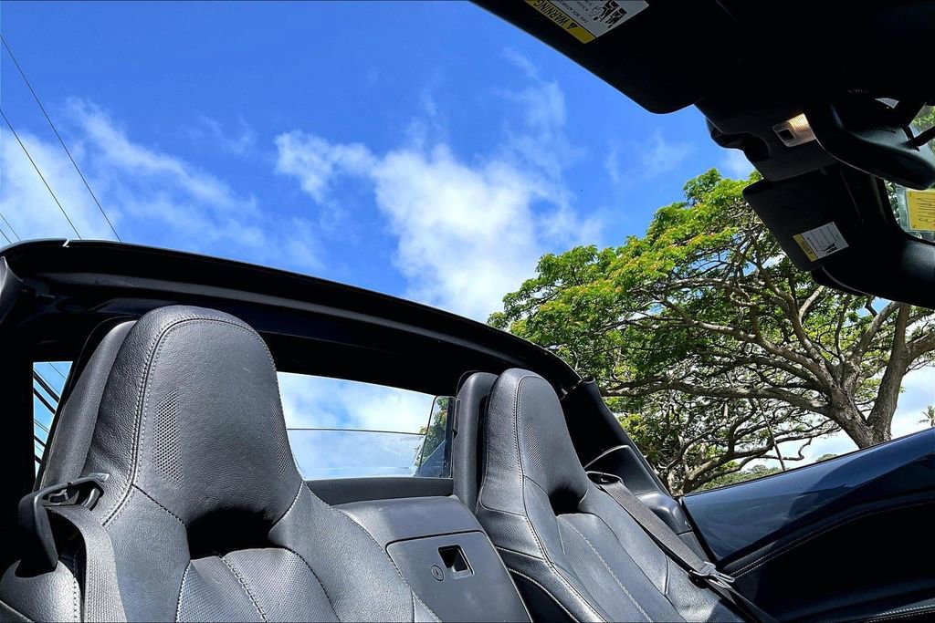 Used 2020 MAZDA MX-5 Miata RF Grand Touring RWD image 17