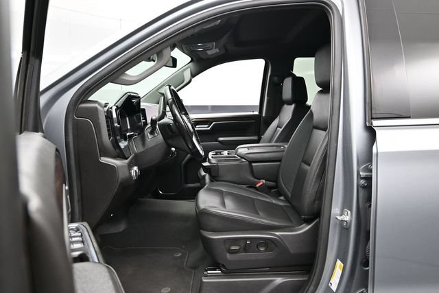 Used 2025 GMC Sierra 1500 SLT AWD/4WD image 19