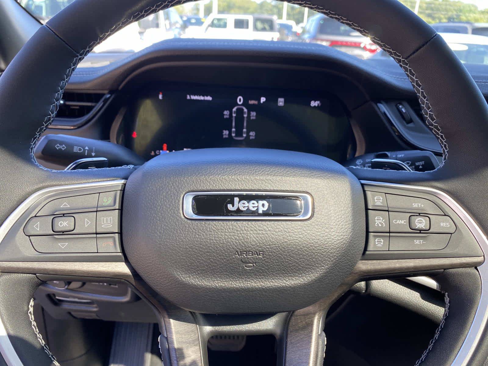 New 2027 Jeep Grand Cherokee L Limited AWD/4WD image 14