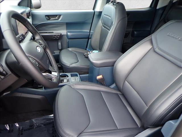 New 2026 Ford Maverick Lariat w/ Black Appearance Package image 10