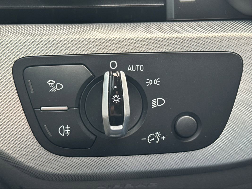 Used 2017 Audi A4 2.0T Premium Plus image 17