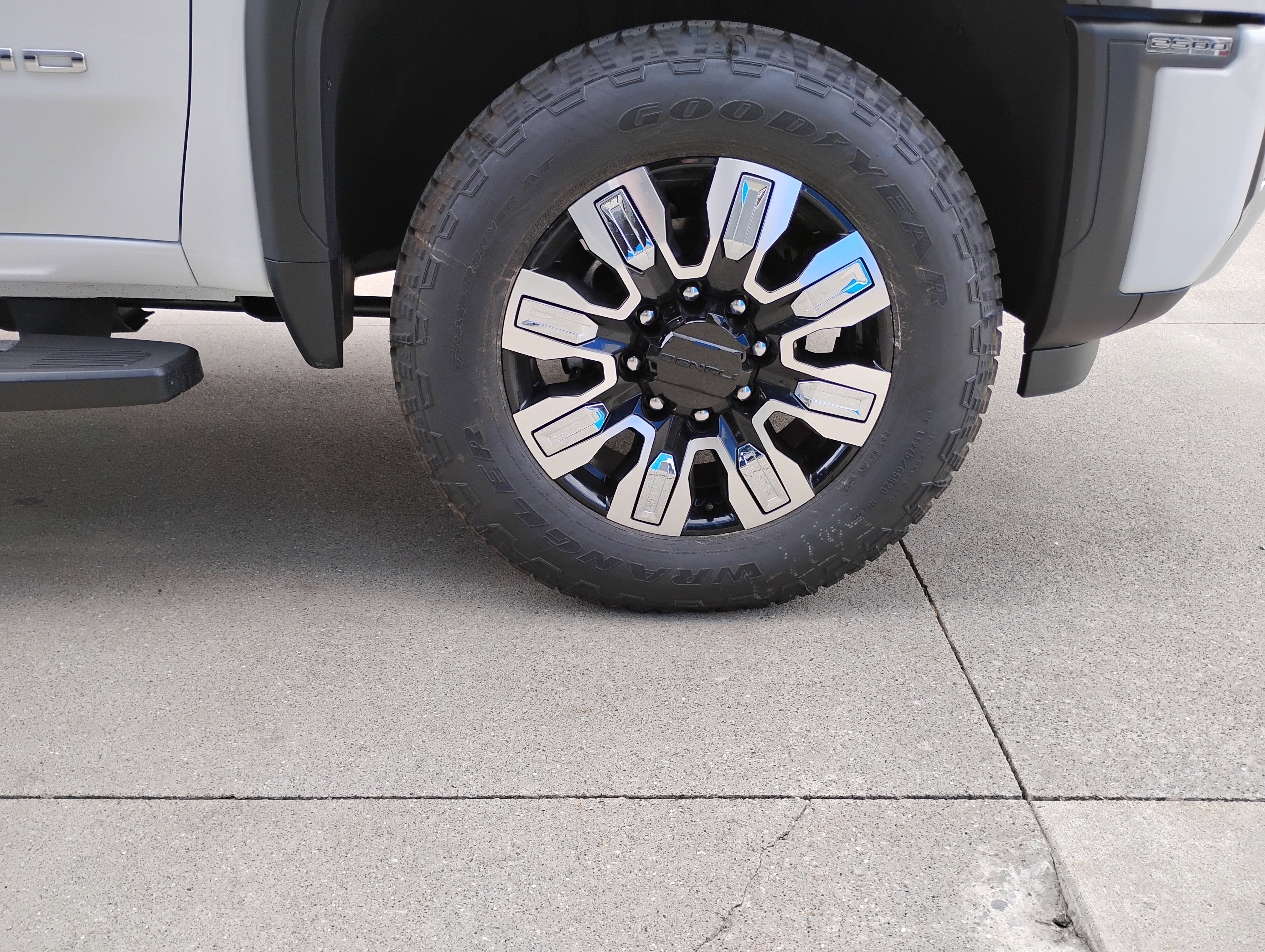 New 2025 GMC Sierra 2500 Denali w/ Denali Reserve Package image 15