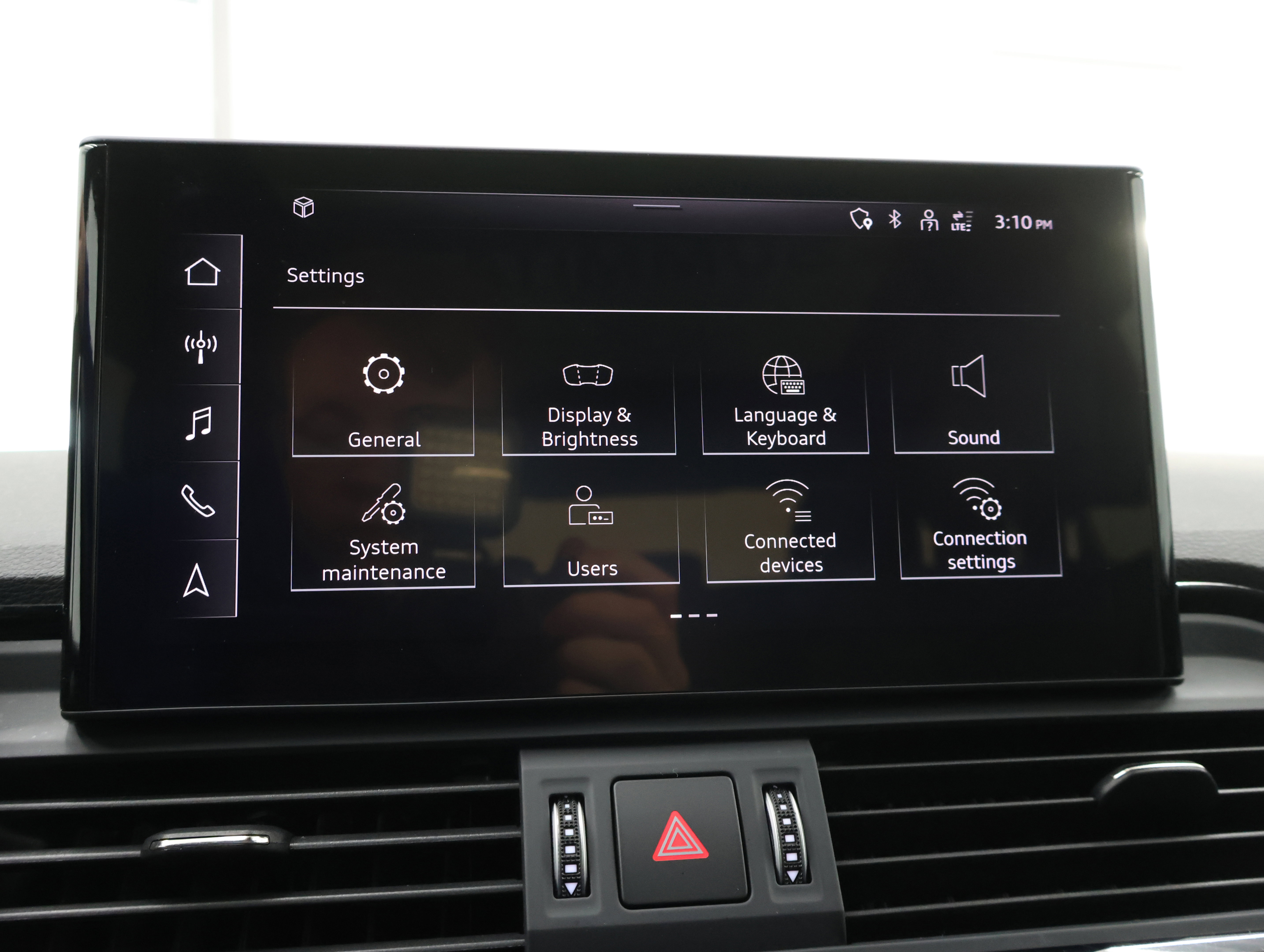 Used 2025 Audi Q5 2.0T Premium image 55