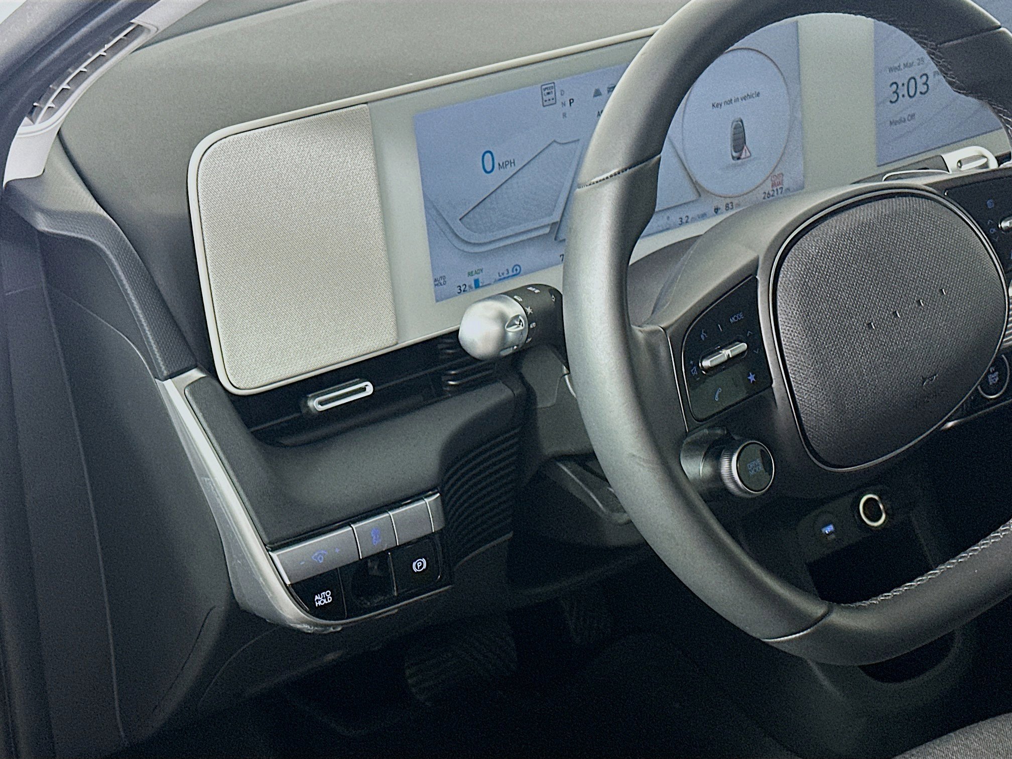 Used 2024 Hyundai Ioniq 5 SE image 17