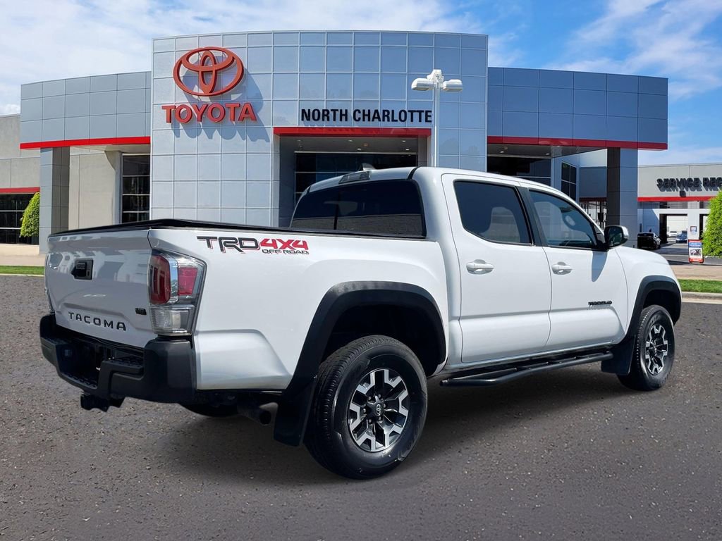 Used 2022 Toyota Tacoma TRD Off-Road AWD/4WD image 8