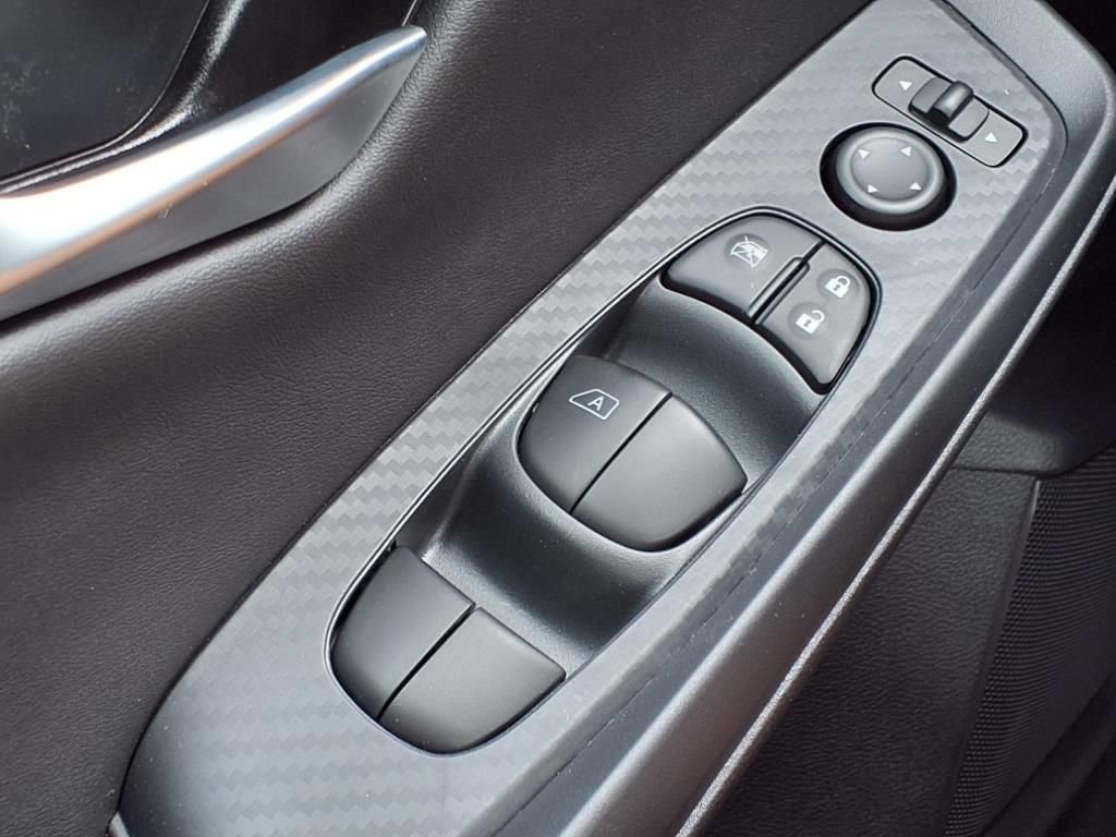 New 2025 Nissan Sentra SV w/ All-Weather Package image 9