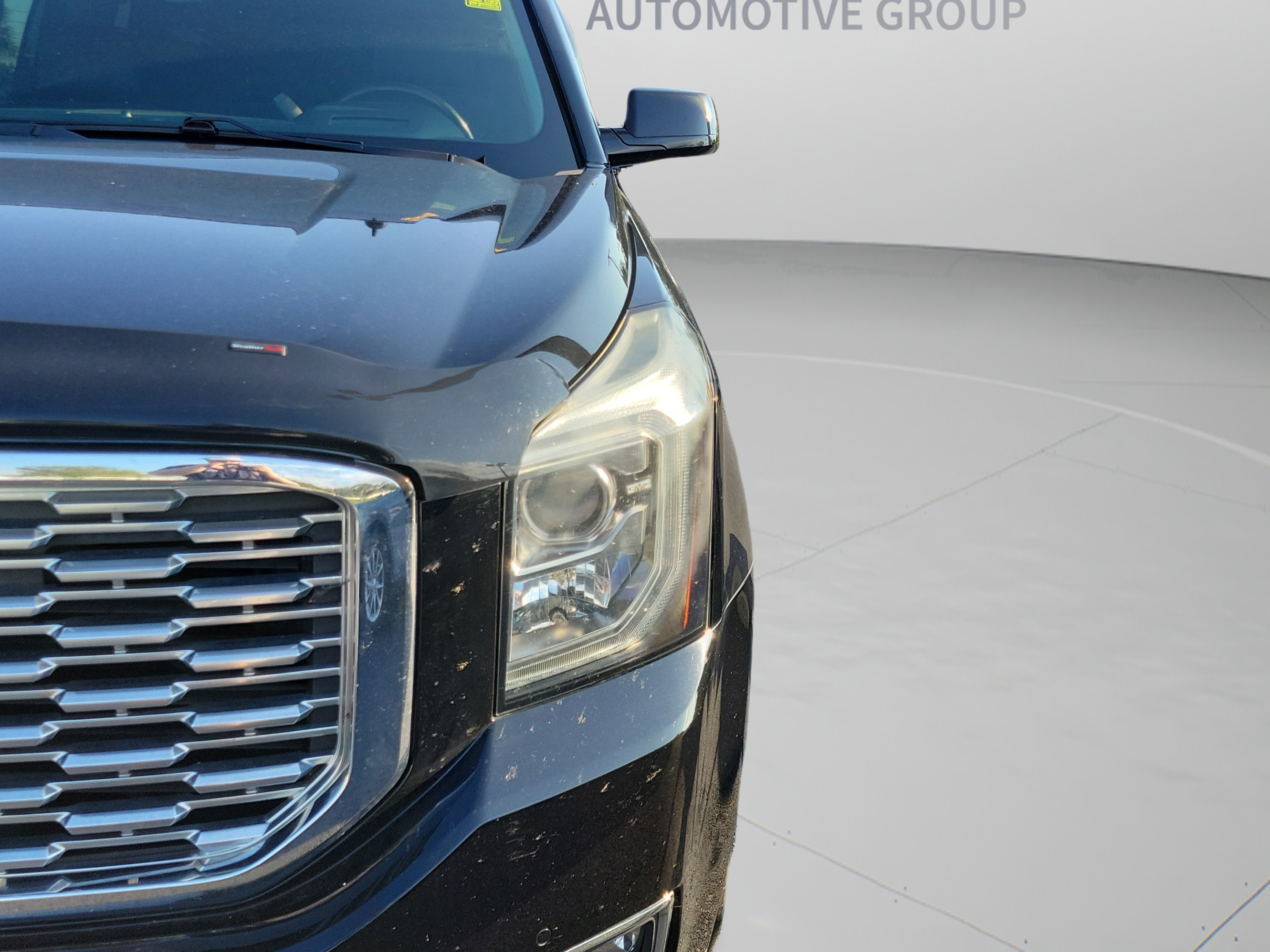 Used 2018 GMC Yukon Denali w/ Denali Ultimate Package AWD/4WD image 9