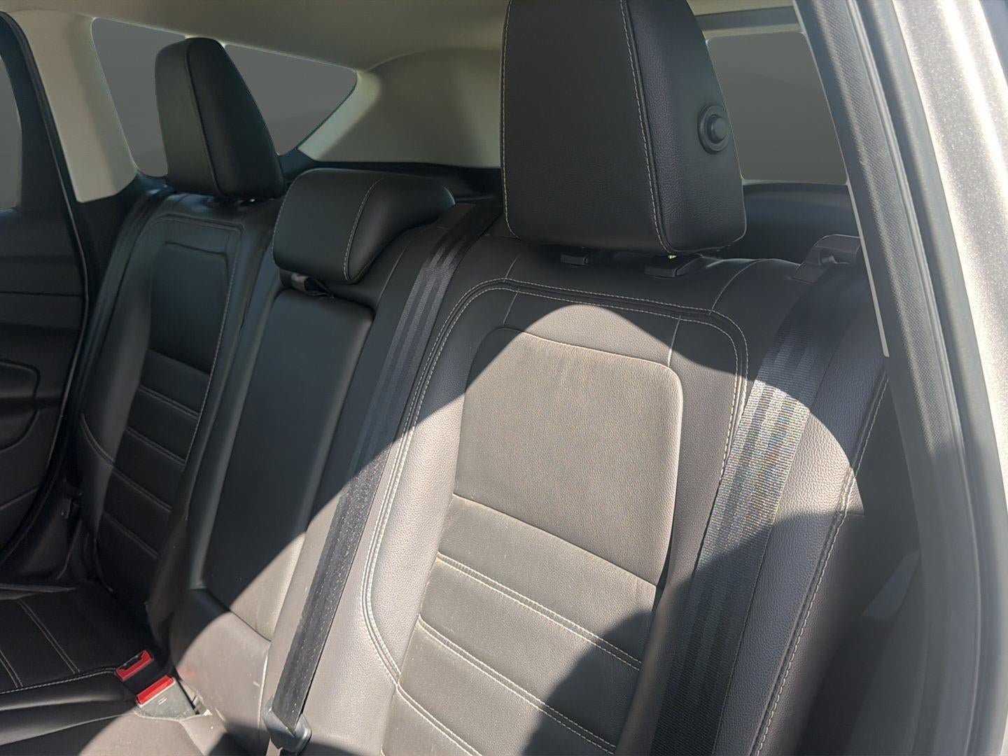 Used 2017 Ford Escape SE w/ SE Leather Comfort Package AWD/4WD image 18