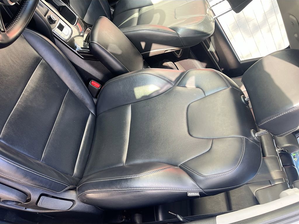 Used 2022 Kia Telluride LX image 20