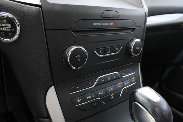 Used 2017 Ford Edge SEL w/ Canadian Touring Package AWD/4WD image 18