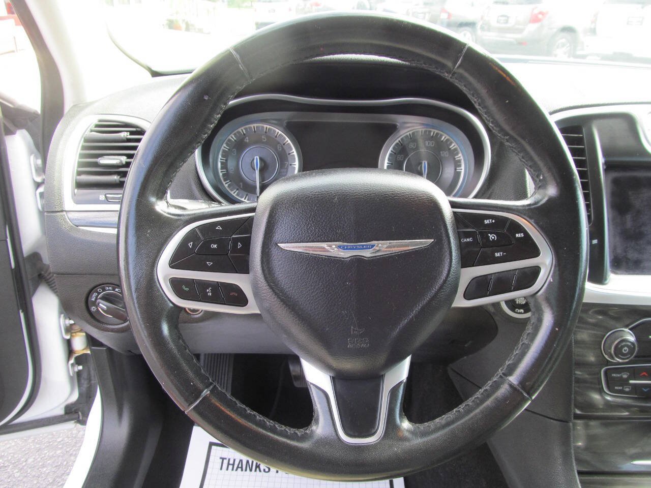 Used 2019 Chrysler 300 Touring RWD image 14