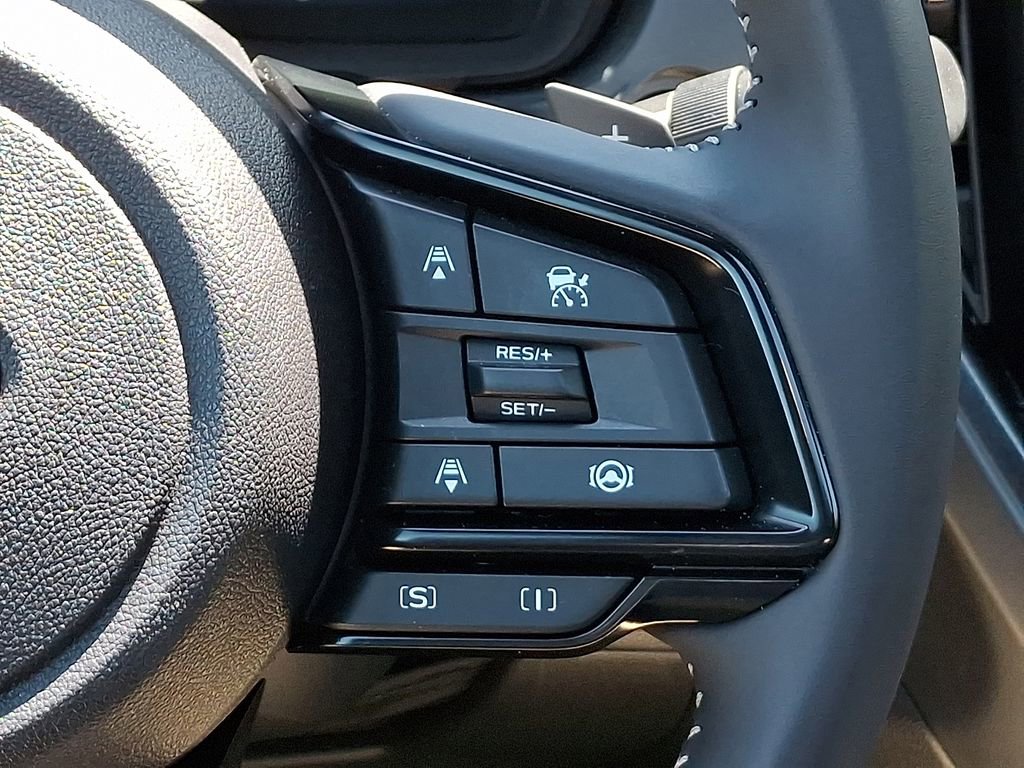 Used 2025 Subaru Forester Premium AWD/4WD image 23