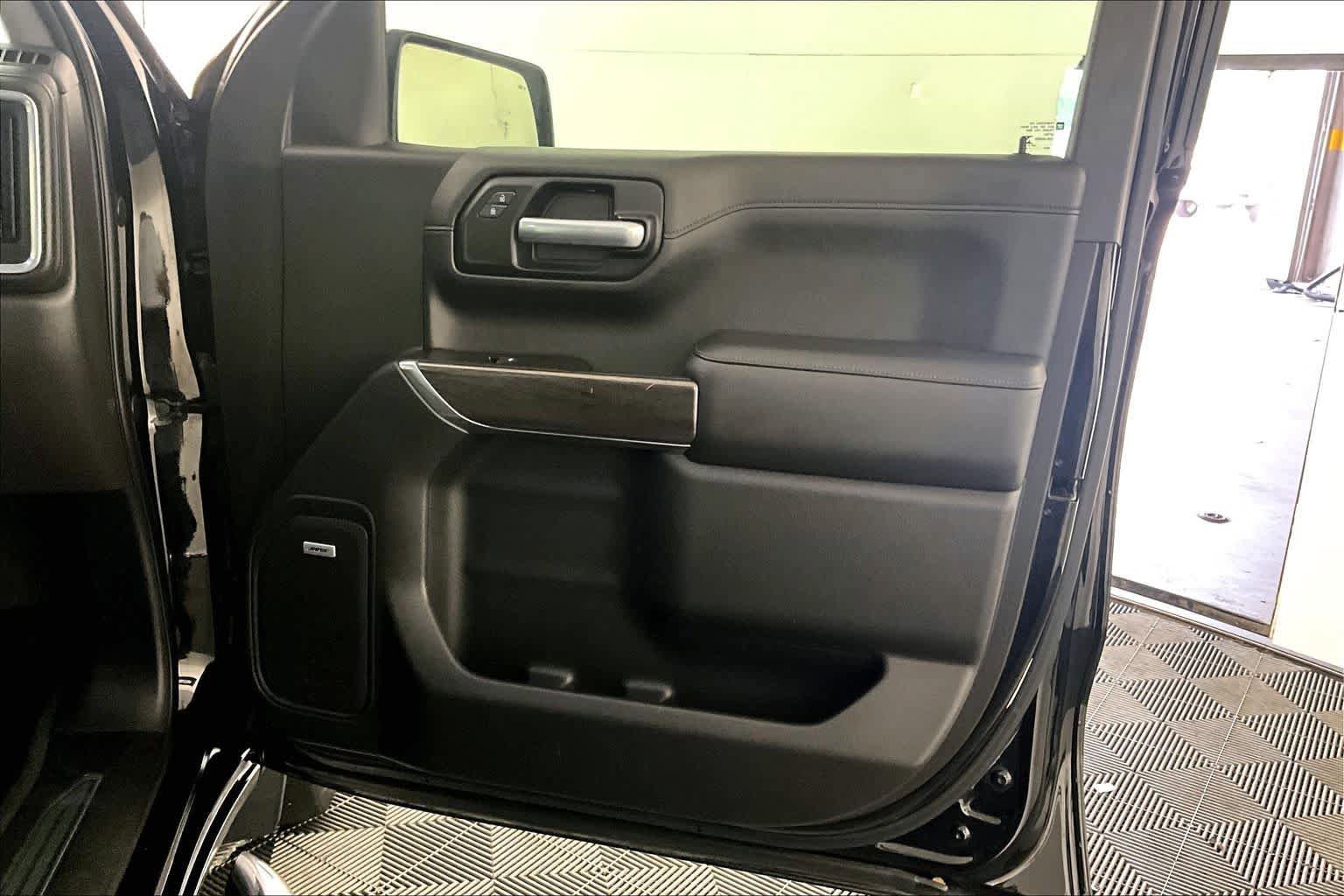 Used 2019 Chevrolet Silverado 1500 LTZ w/ LTZ Texas Edition RWD image 22