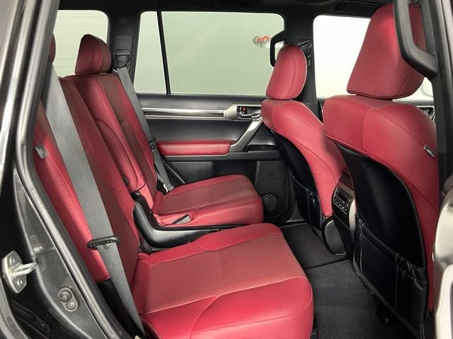 Used 2023 Lexus GX 460 Premium w/ Accessory Package AWD/4WD image 27