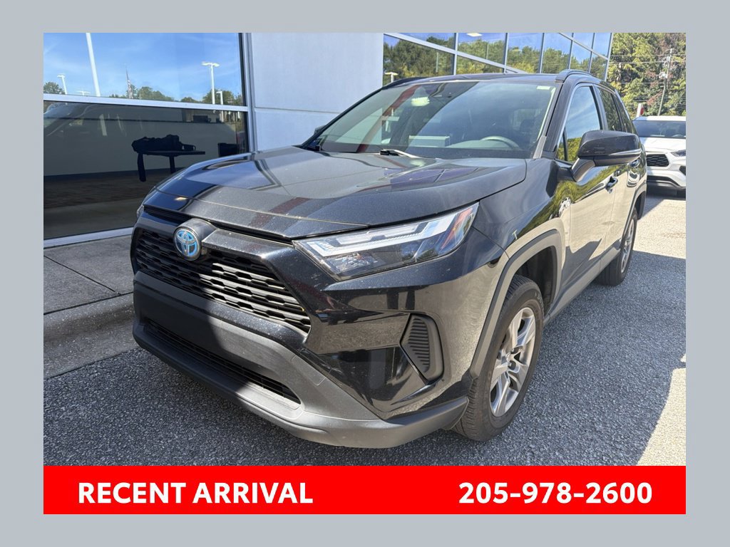 Used 2024 Toyota RAV4 XLE w/ Convenience Package