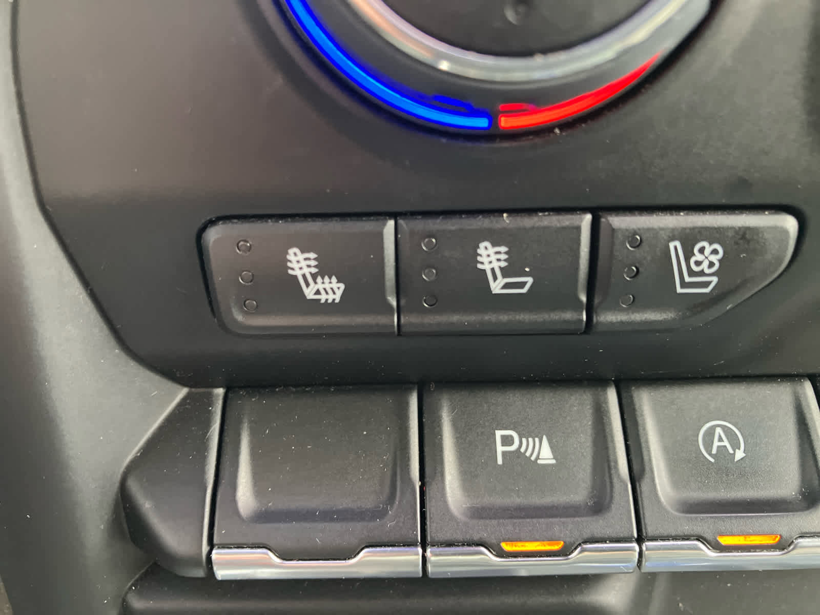 Used 2020 Chevrolet Silverado 1500 LTZ w/ LTZ Plus Package image 29