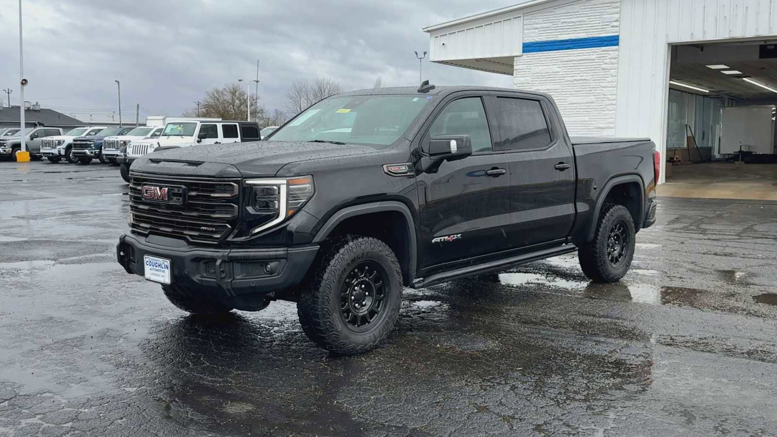 Certified 2024 GMC Sierra 1500 AT4X w/ AT4X AEV Edition AWD/4WD image 4