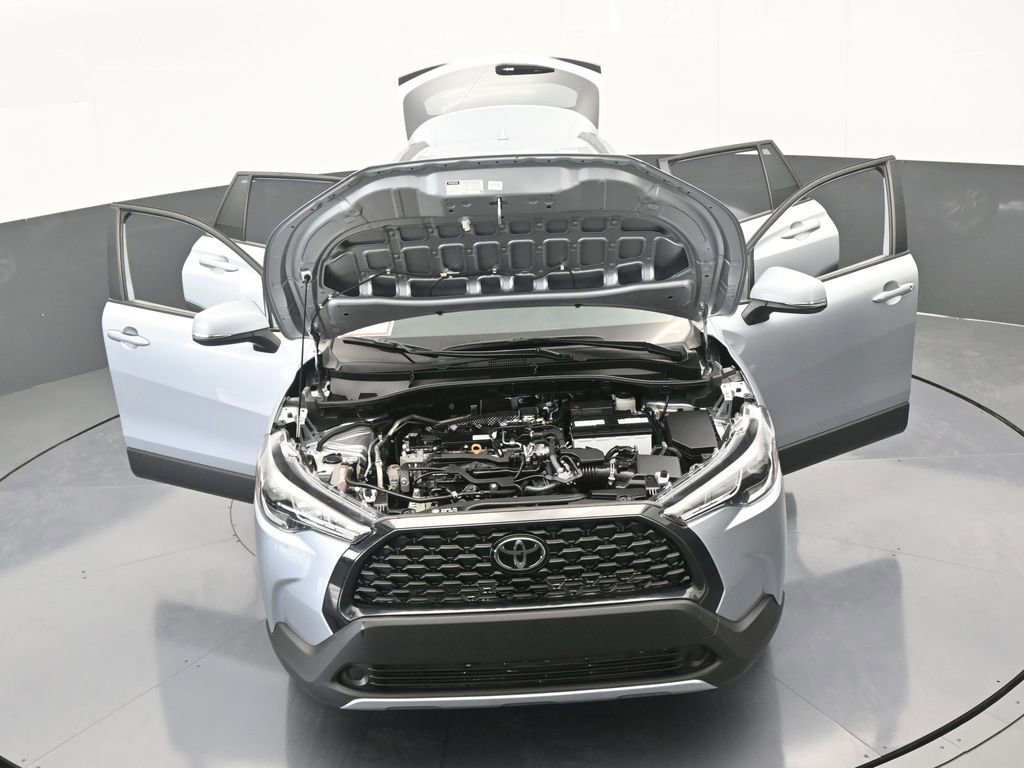 Used 2023 Toyota Corolla Cross LE image 66