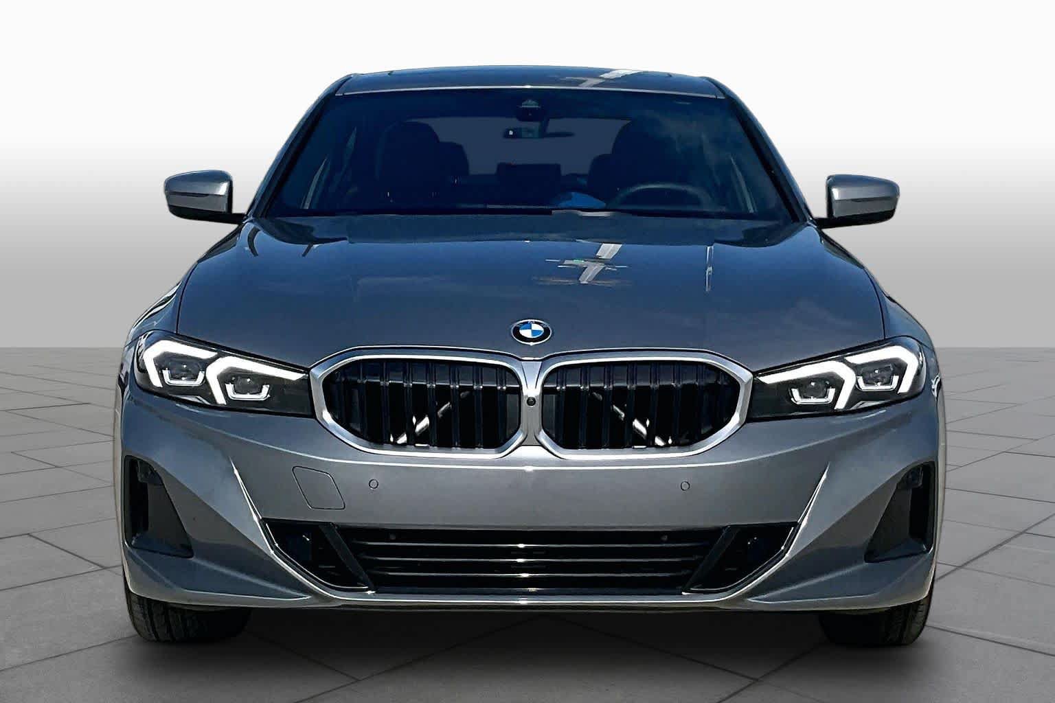 Used 2026 BMW 330i Sedan RWD image 3
