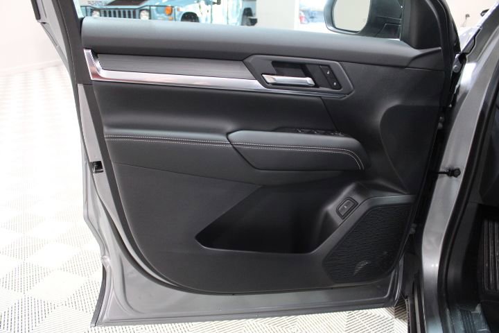 New 2026 GMC Terrain Elevation FWD image 16
