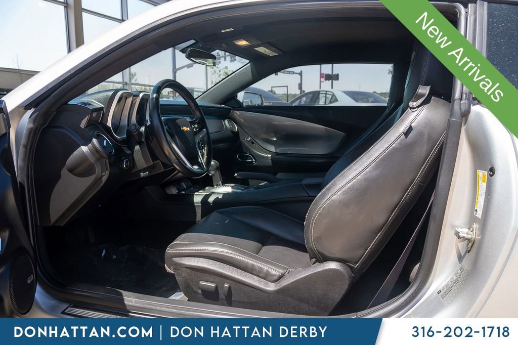 Used 2015 Chevrolet Camaro SS RWD image 3
