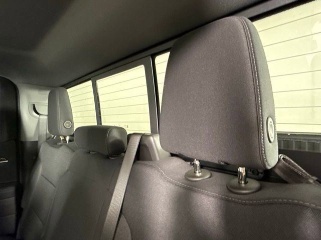 Used 2025 GMC Sierra 1500 Elevation image 22
