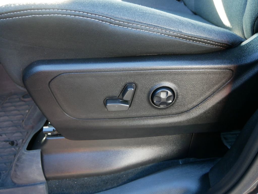 Used 2021 RAM 1500 Big Horn image 12