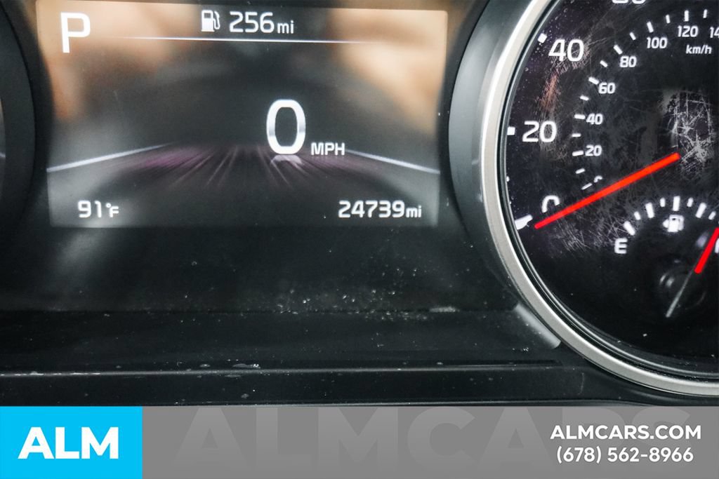 Used 2024 Kia Carnival LX FWD image 48