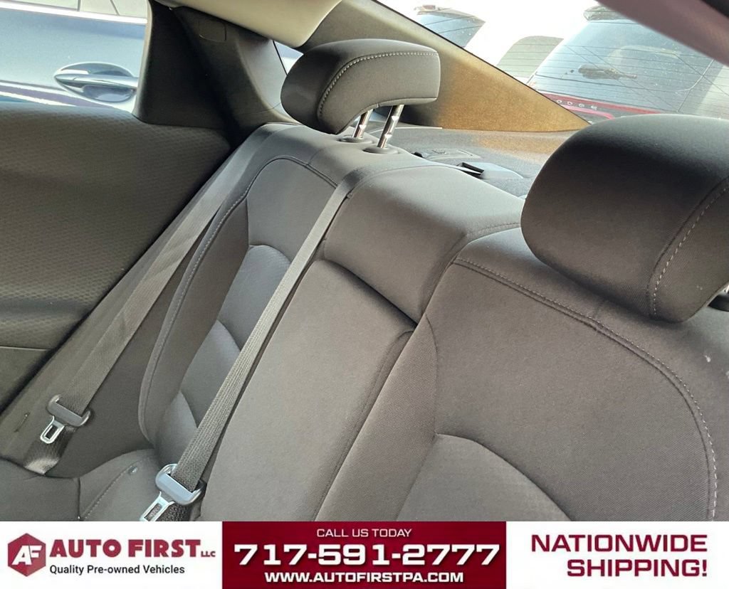 Used 2018 Chevrolet Malibu LT FWD image 8