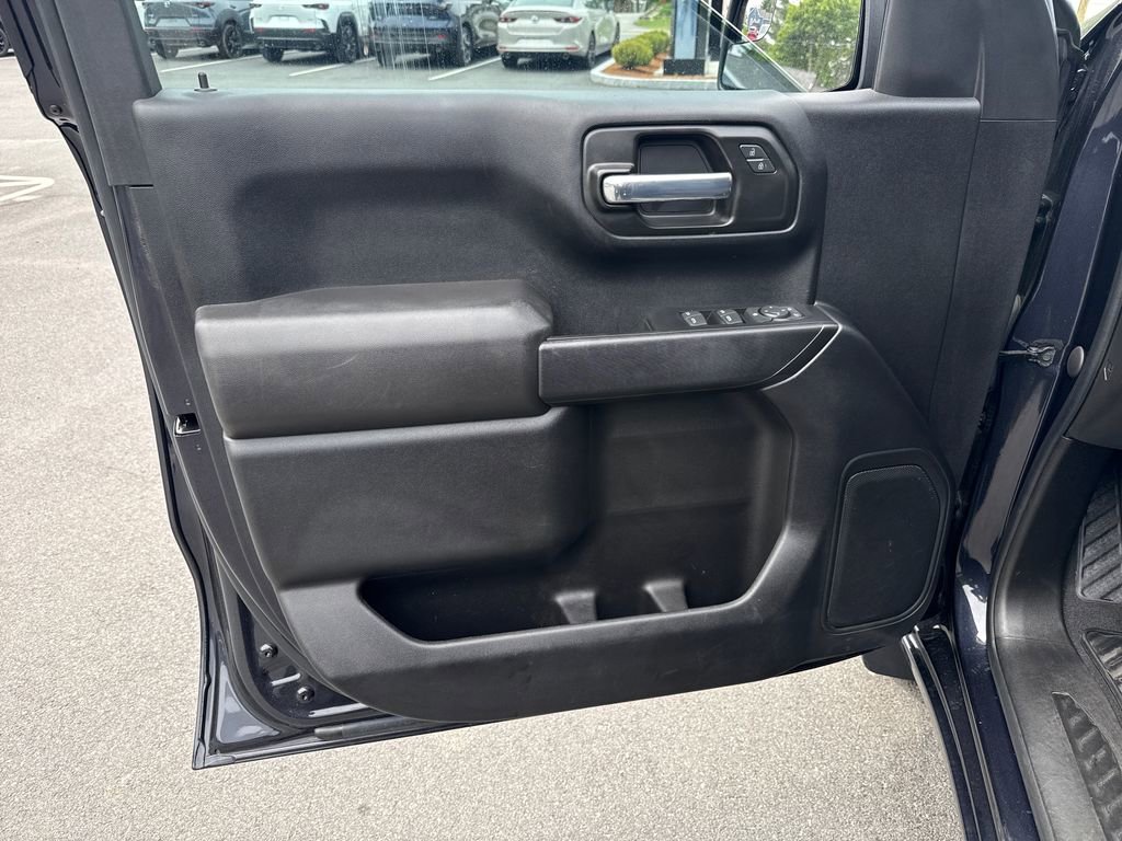 Used 2022 Chevrolet Silverado 1500 Custom AWD/4WD image 12