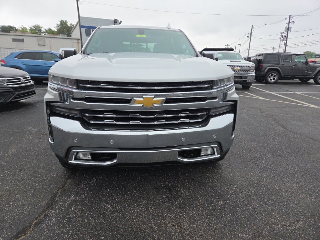 Used 2022 Chevrolet Silverado 1500 LTZ image 2