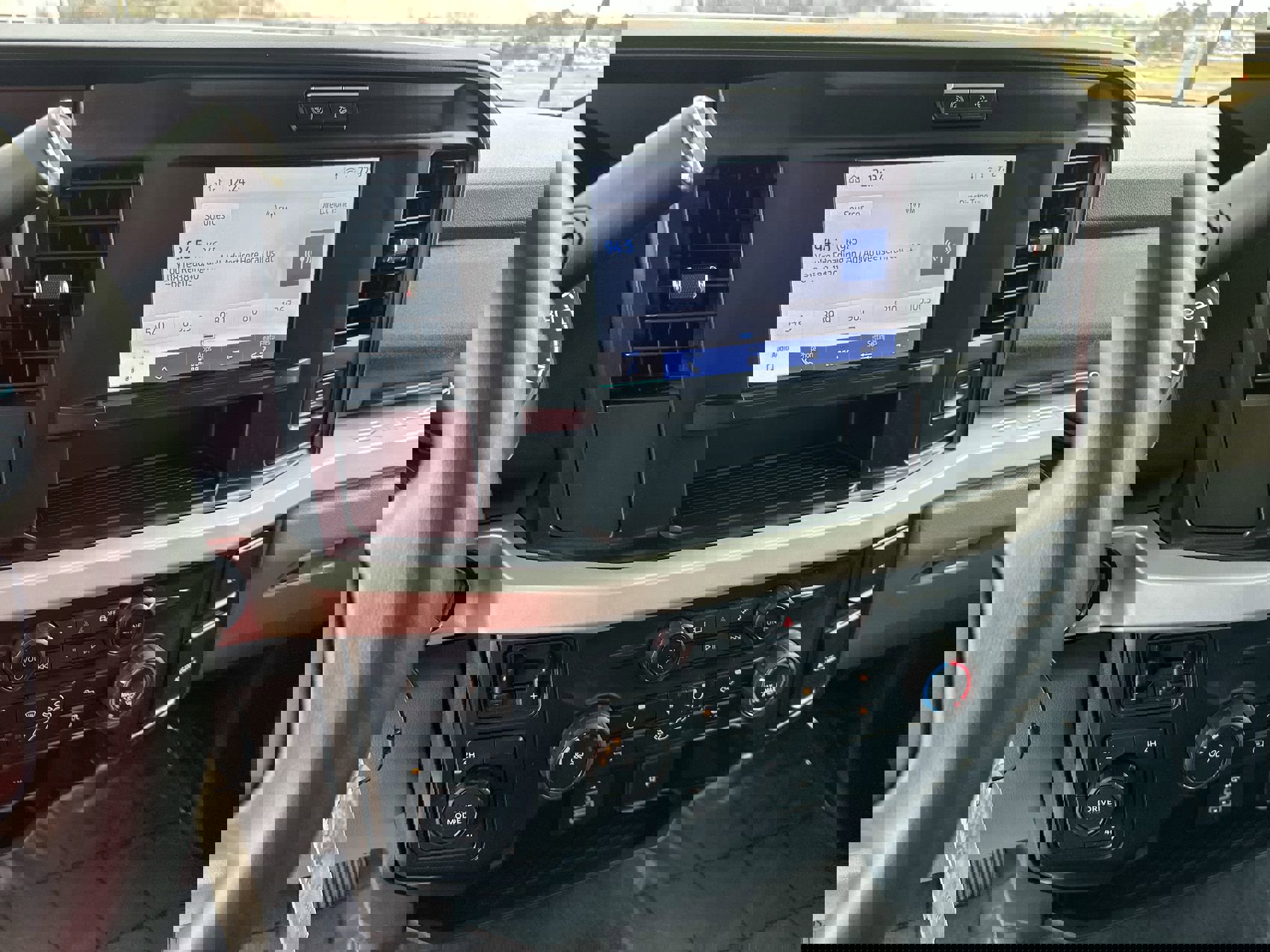 Used 2025 Ford F450 XLT w/ 360-Degree Camera Package image 16