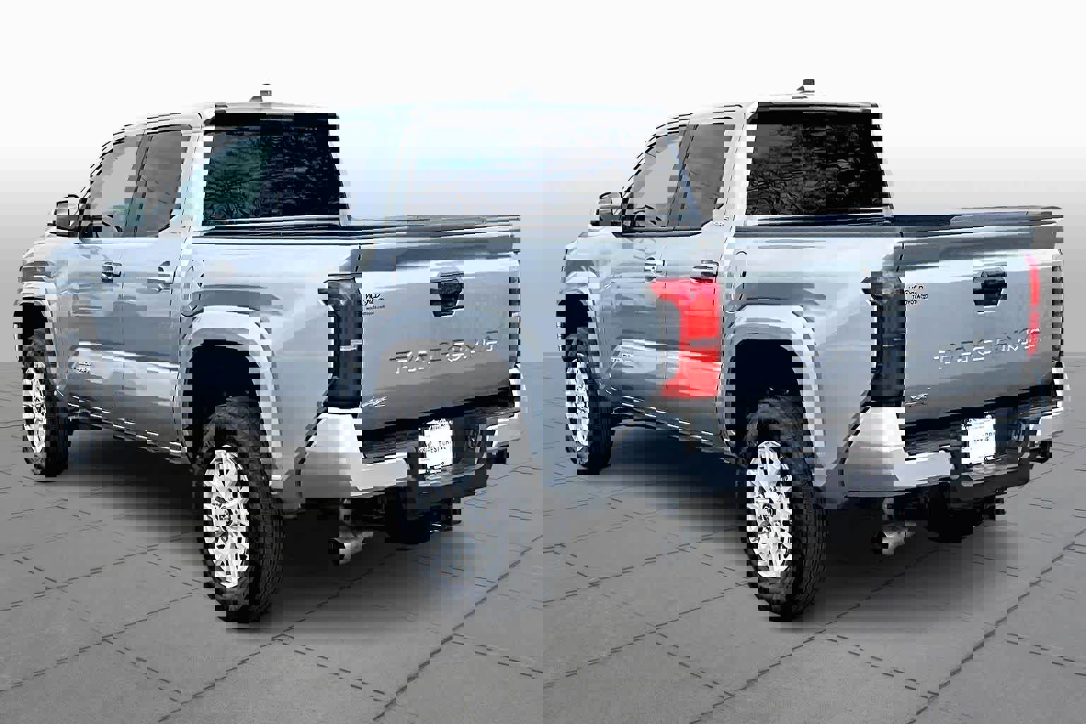 Certified 2025 Toyota Tacoma SR5 image 10
