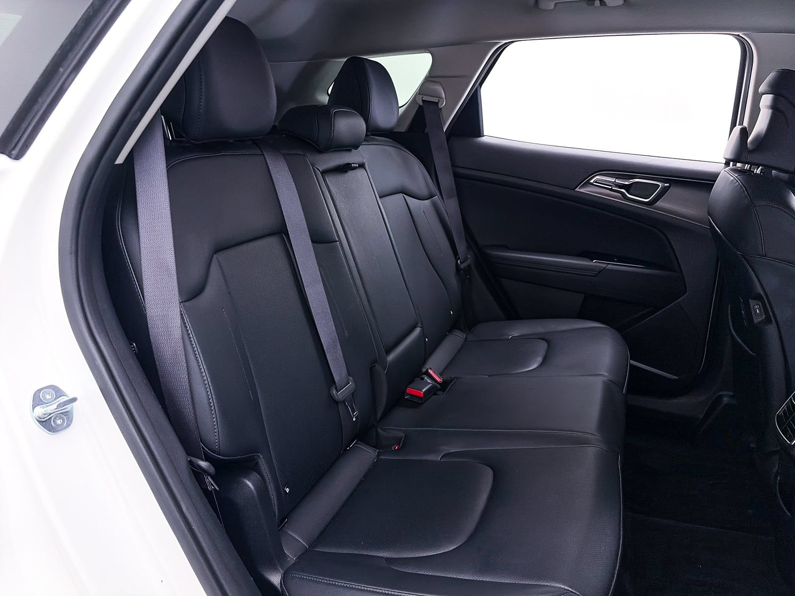 Certified 2023 Kia Sportage EX AWD/4WD image 39