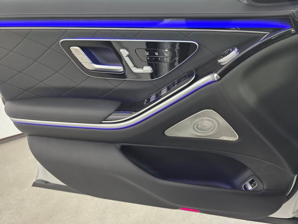 New 2026 Mercedes-Benz S 580 4MATIC Sedan image 18