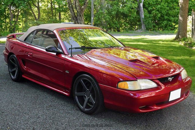 Used 1995 Ford Mustang GT RWD image 19