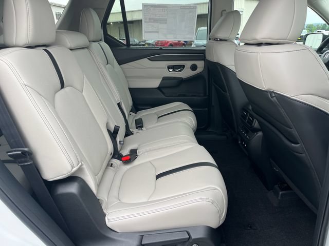 New 2026 Honda Pilot Touring image 12
