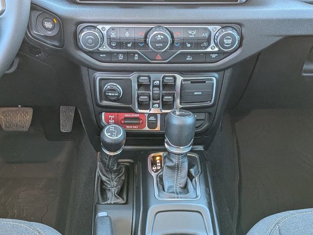 New 2026 Jeep Gladiator Sport AWD/4WD image 19