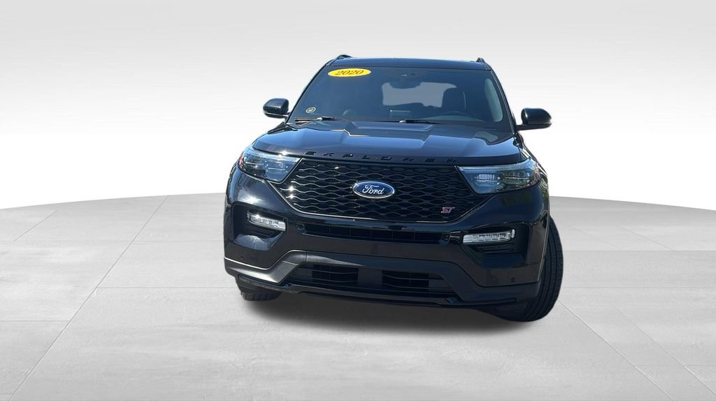 Used 2020 Ford Explorer ST w/ Premium Technology Package AWD/4WD image 2