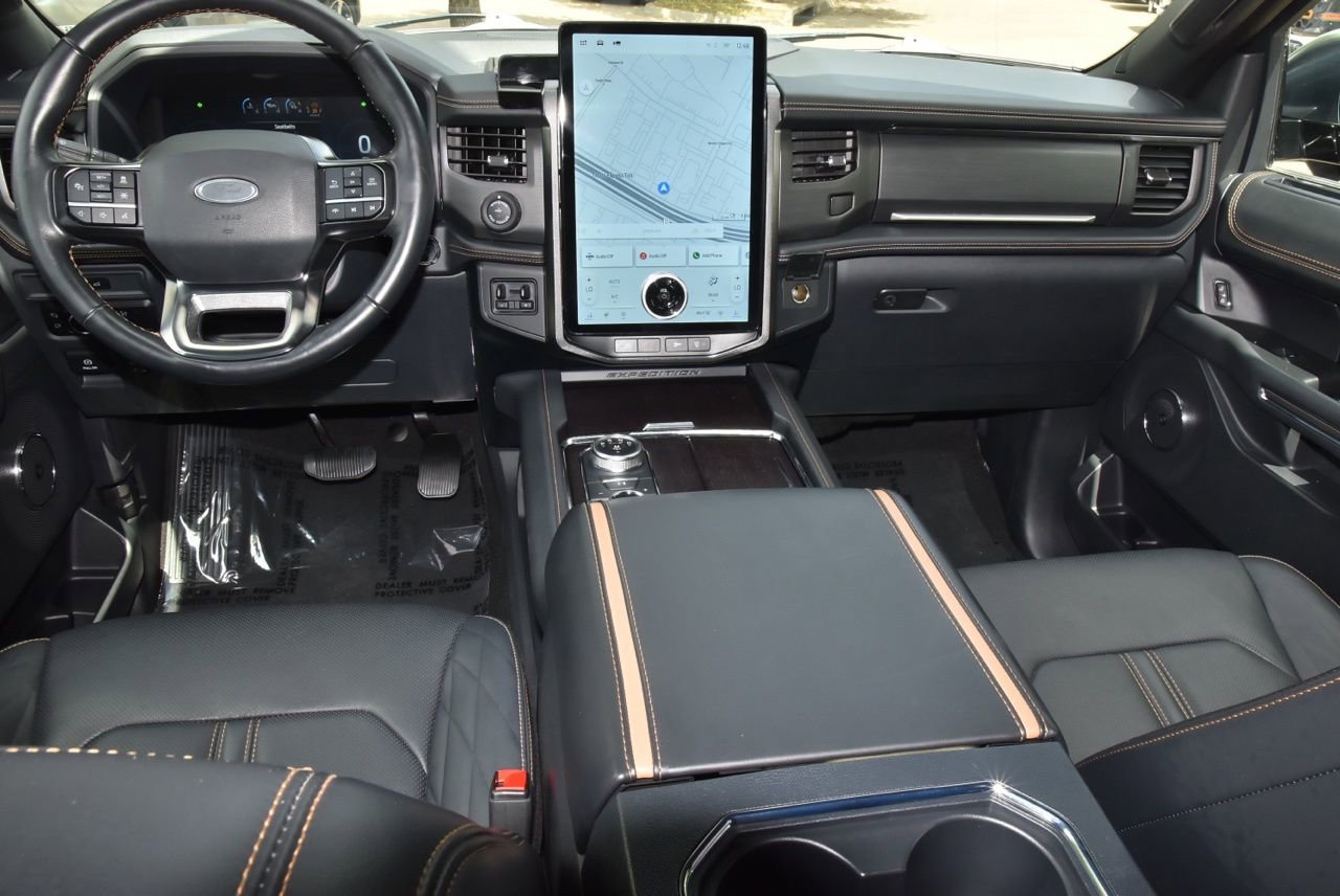 Certified 2024 Ford Expedition Max Platinum image 17