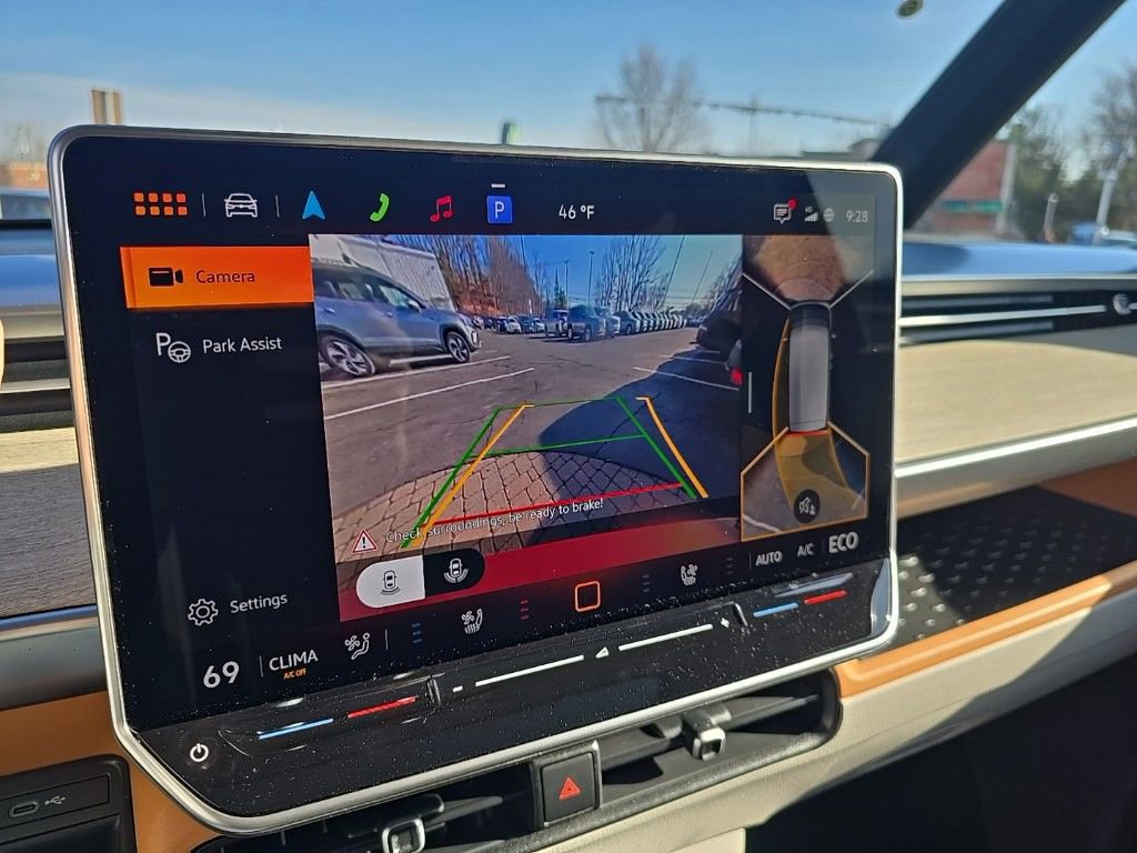 New 2025 Volkswagen ID. Buzz 1st Edition image 9