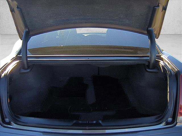 Used 2019 Chrysler 300 S image 6