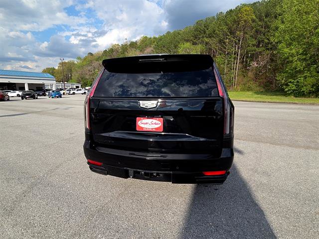 Used 2021 Cadillac Escalade Sport Platinum w/ LPO, ONYX Package image 11