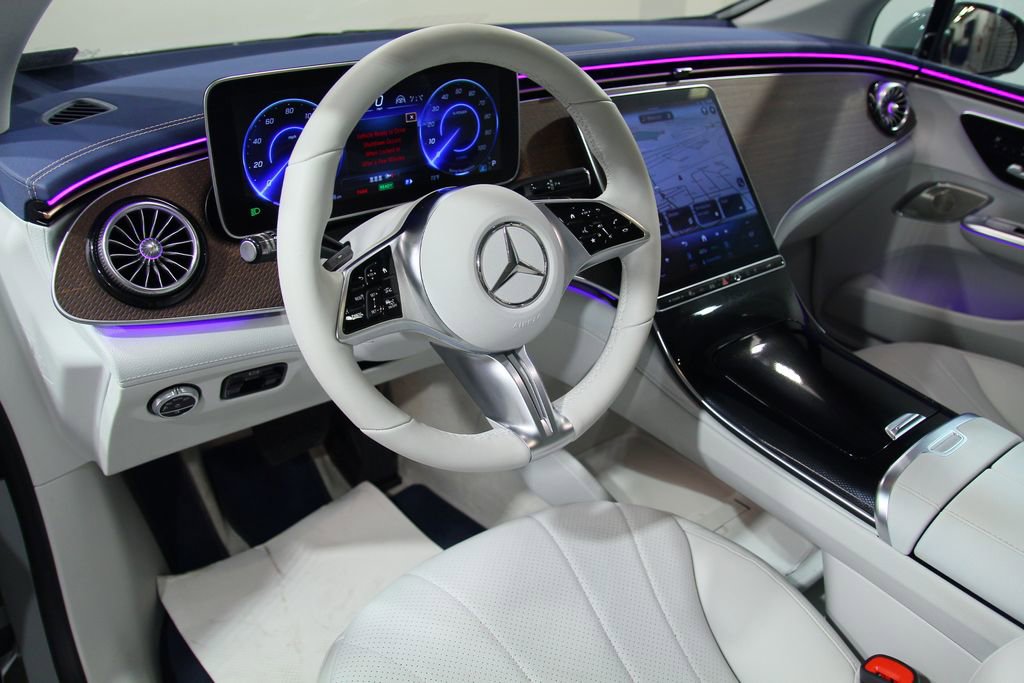 Used 2023 Mercedes-Benz EQE 350+ 4MATIC Sedan image 5
