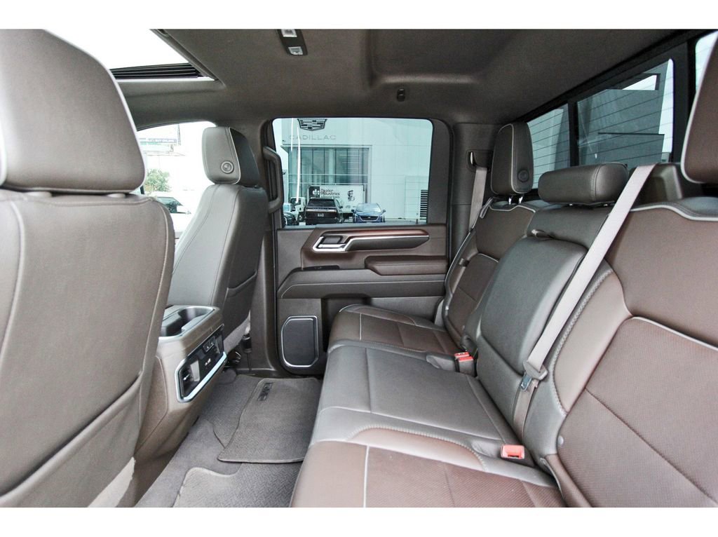 Used 2024 GMC Sierra 2500 Denali w/ Denali Reserve Package image 10