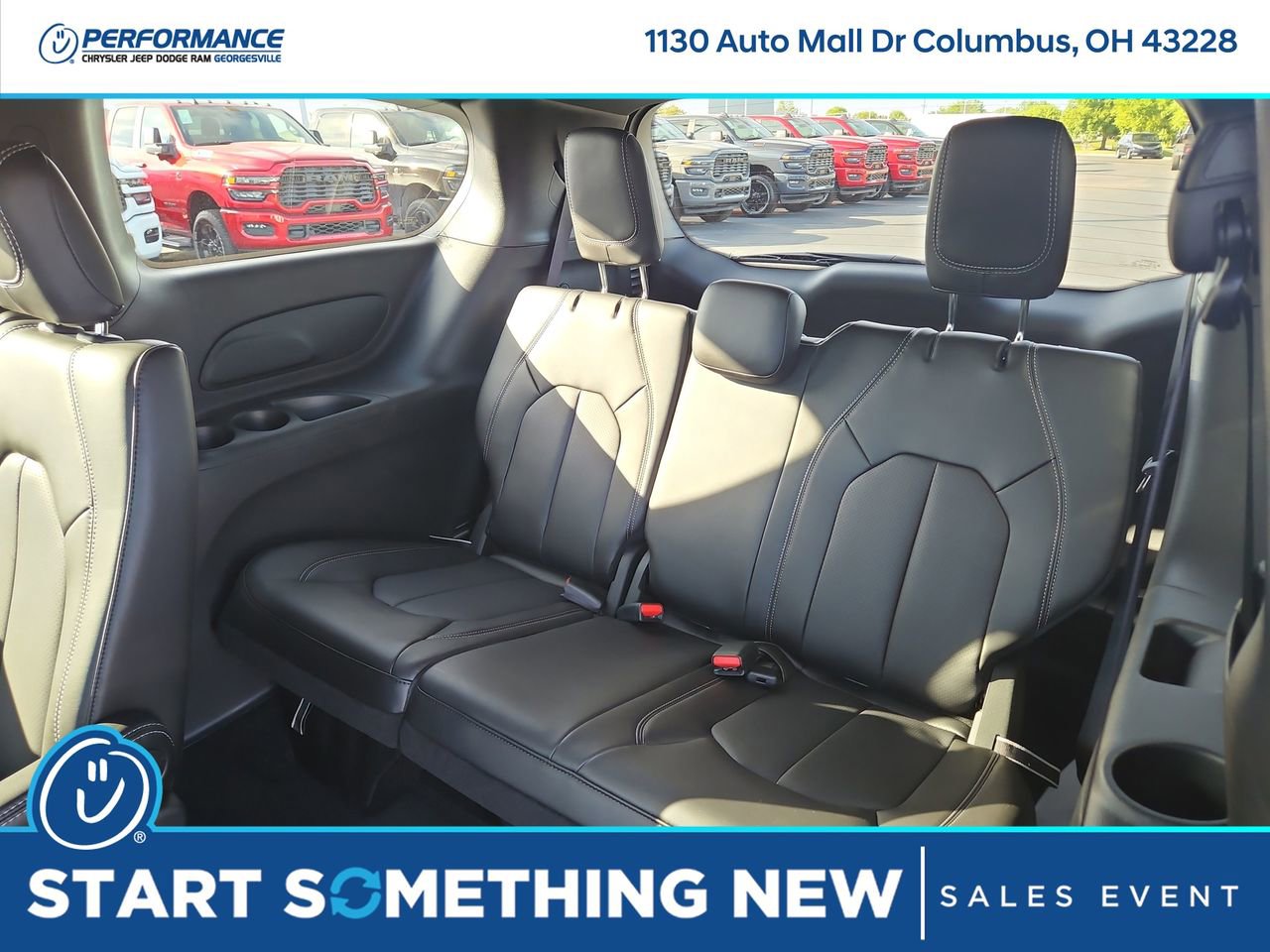 New 2026 Chrysler Pacifica Select image 13