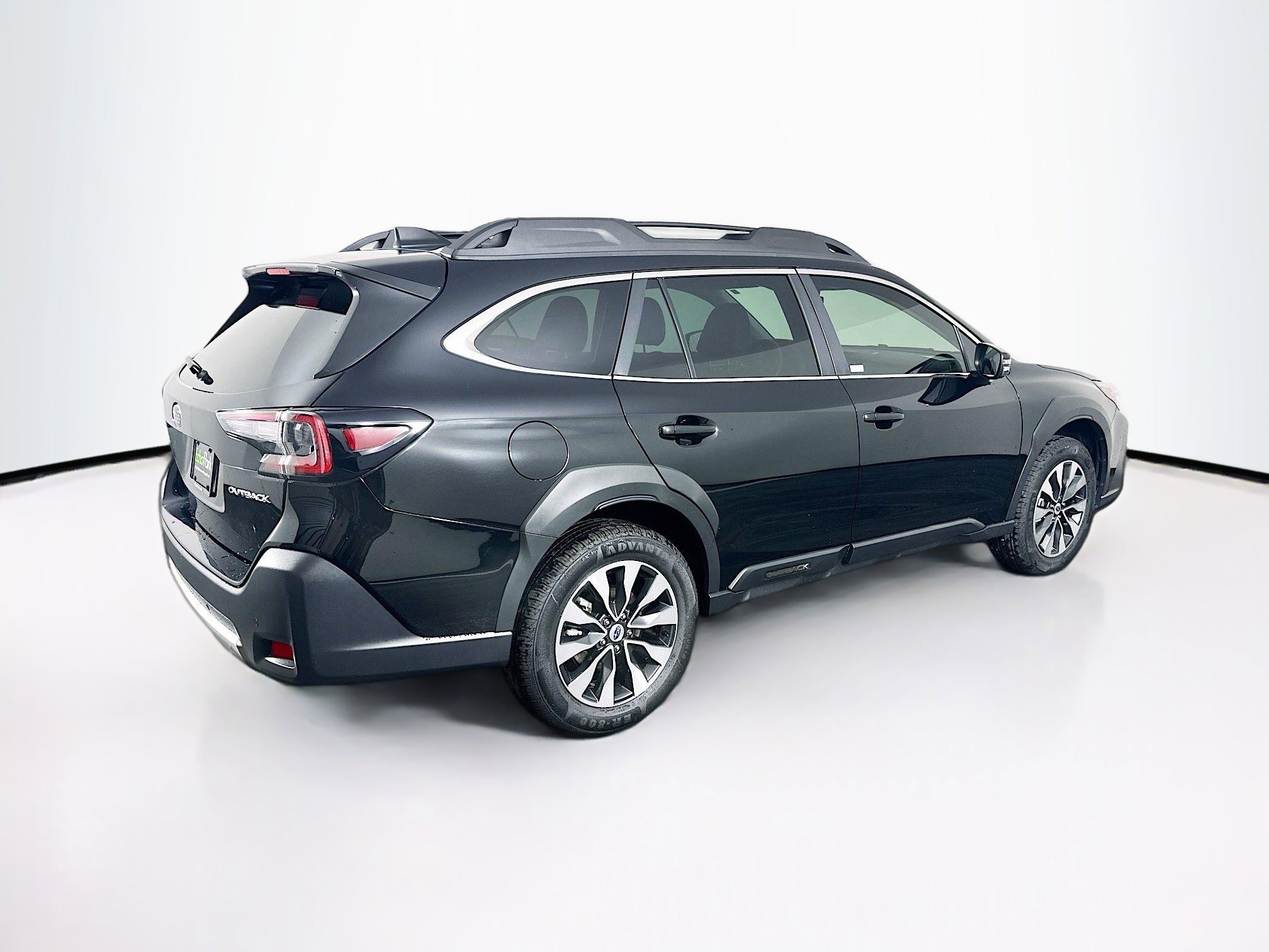Used 2023 Subaru Outback Limited image 9
