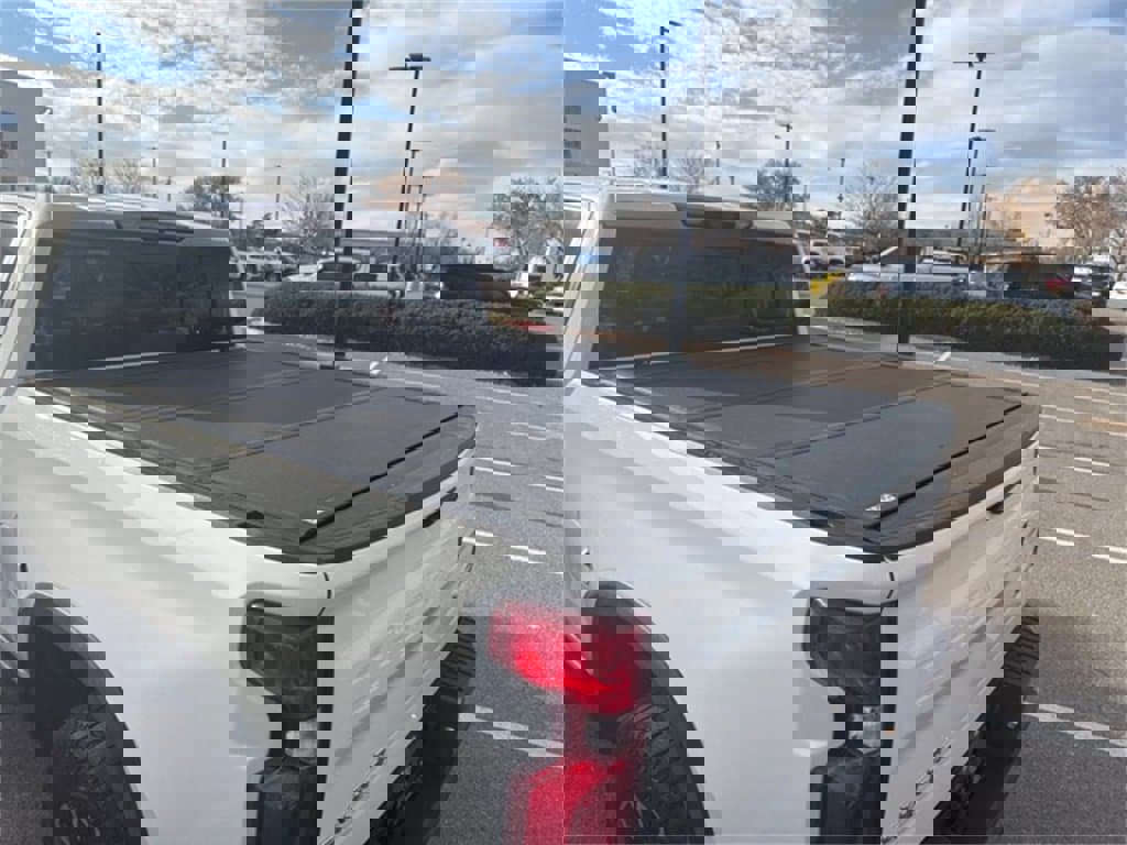 Certified 2024 Chevrolet Silverado 1500 ZR2 image 6