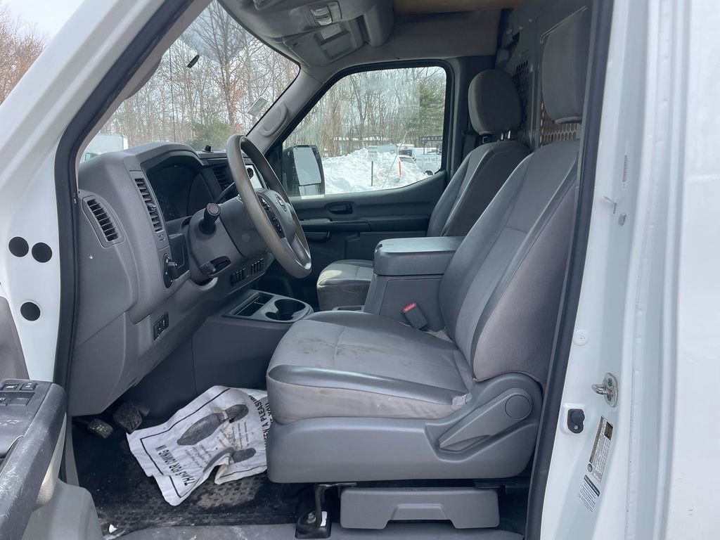 Used 2021 Nissan NV 2500 SV image 12