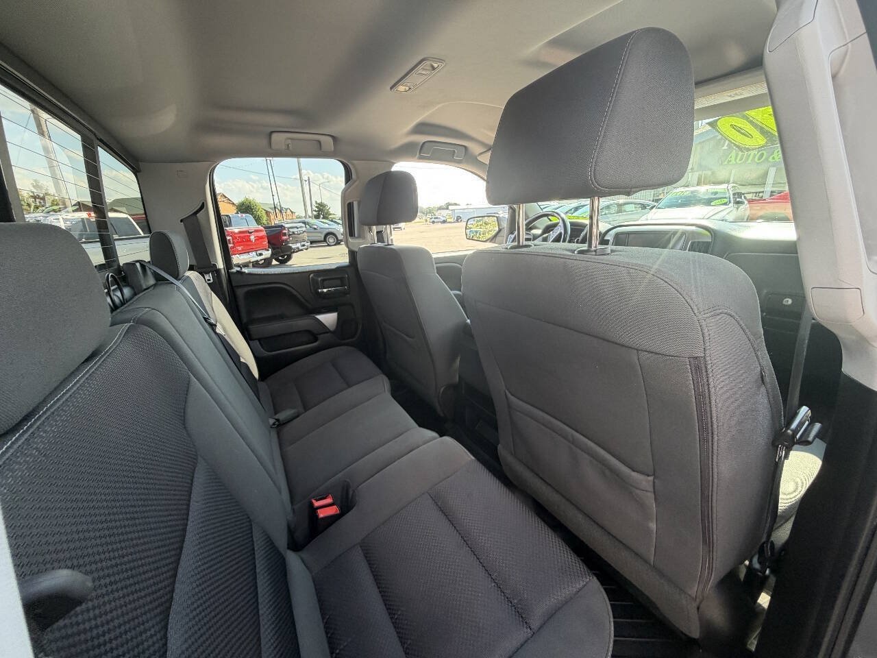 Used 2018 Chevrolet Silverado 1500 LT w/ All Star Edition AWD/4WD image 17